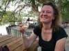 Anke bij The old bridge backpackers: proost!